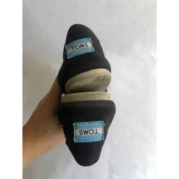 Women’s Canvas Slip-on flat shoes Size 8 - Image 4