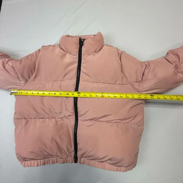 H&M Divided Pink Cropped Puffer Jacket - Image 6