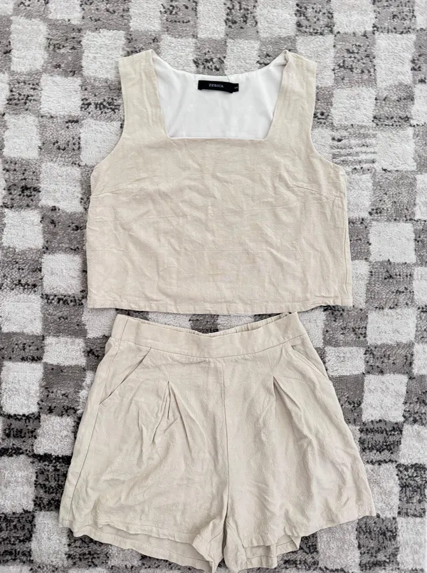 Amazon Two Piece Set - Image 2
