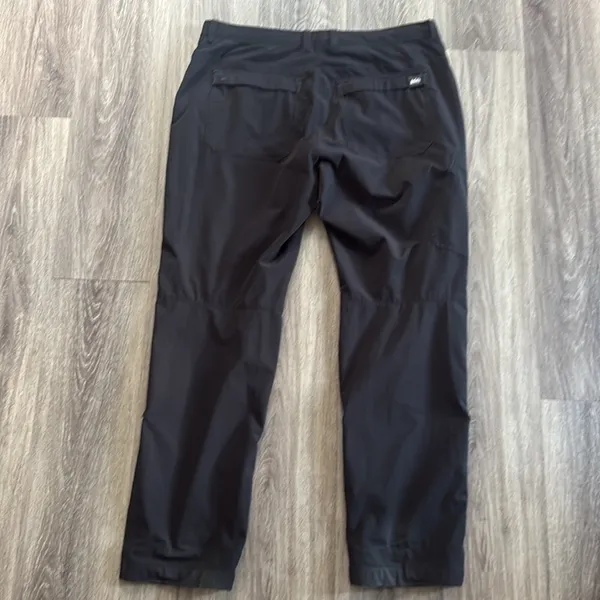 REI CoOp Black Cargo Pants 16 with Durable Fabric Adjustable lightweight - Image 2