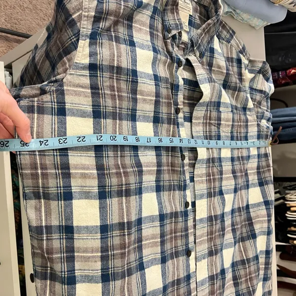 L.L. Bean Blue Plaid 100% Cotton Long Sleeve Button Down Shirt Size Large - Image 8