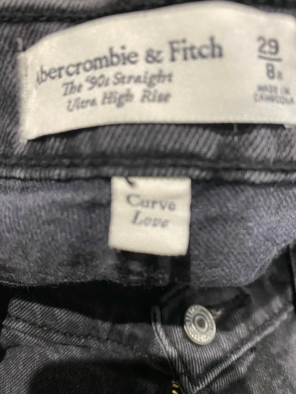 Abercrombie & Fitch Curve Love Ultra High Rise 90s Straight Jean Sz 8/29 - Image 6