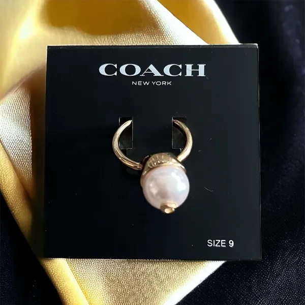 Coach Gold Pearl Ring with Signature “C” Size 9 New w/Tag - Image 6