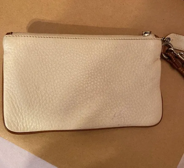 Coach Leather Cream & Brown Wristlet - Image 12