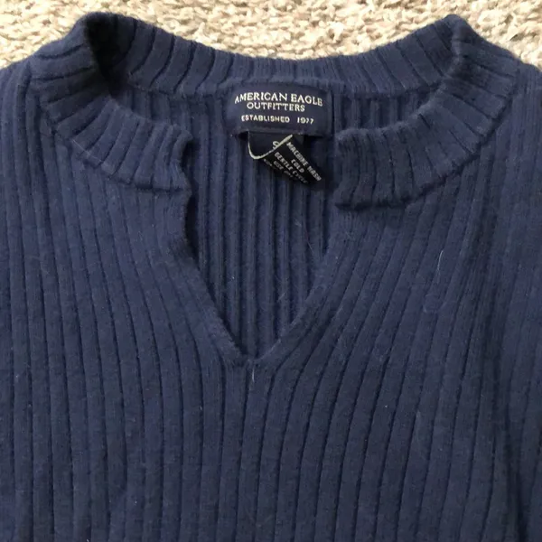 American Eagle Navy Ribbed V-Neck Cotton Sweater Sz. S - Image 2