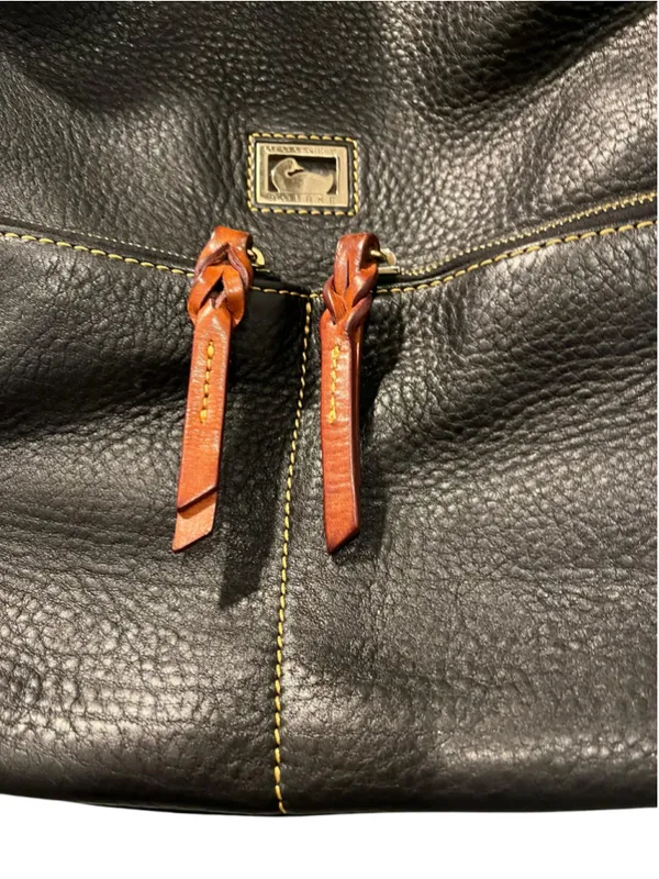 Dooney & Bourke Dillen Black Pebbled Leather Pocket Sac Hobo Shoulder Bag Med - Image 3