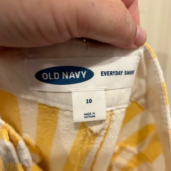 Old Navy Everyday Short Womens 10 Yellow White Striped Linen Blend‎ 3" Coastal - Image 4