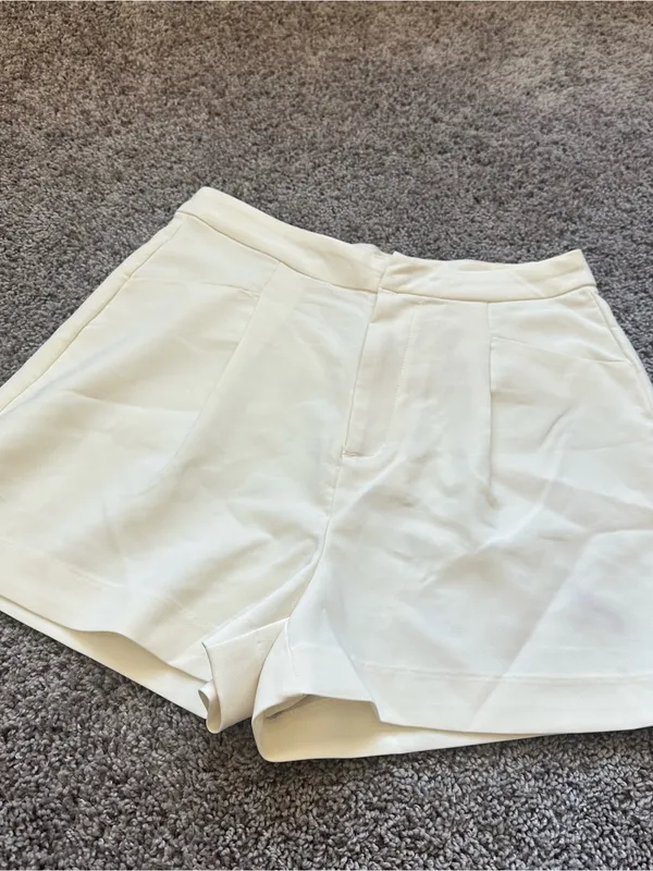 Love Tree Cream High-Waist Tailored Shorts - Image 2