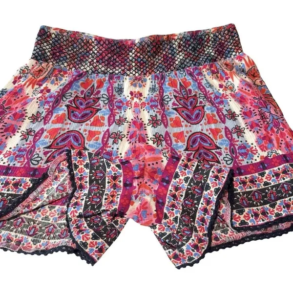 Altar'd State Women's Multi/Pink Flowy Shorts - Elastic Waistband - M Boho - Image 3