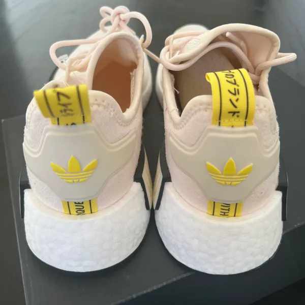 Adidas NIB  NMD R1 Ecru Tint - Image 8