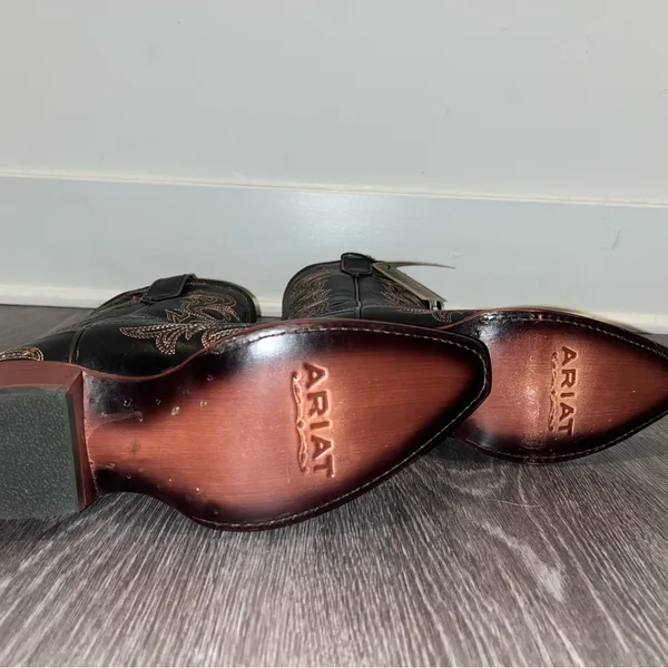 Ariat Hazen Ancient Black Western Boots - Image 4