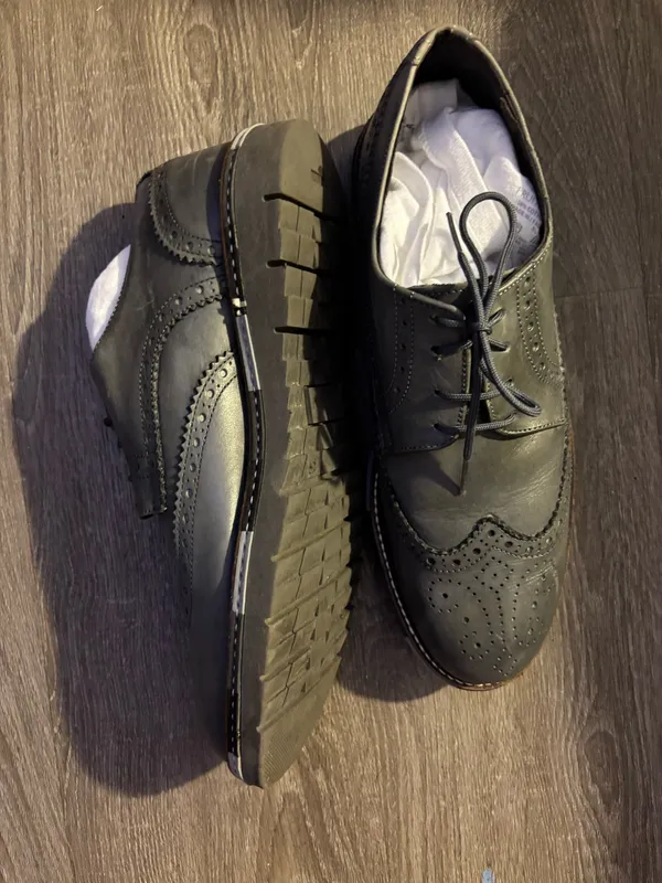 Grey wing tip lace up Sz.11 Gray - Image 6