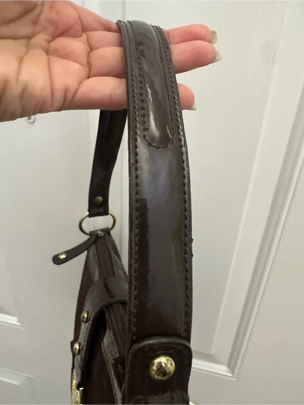 Y2K Vintage XOXO Brown Shoulder Bag with Gold Accent - Image 7
