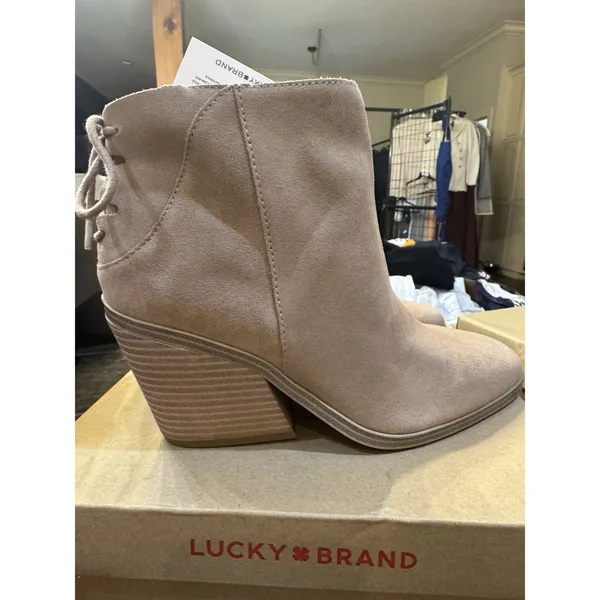 Lucky Brand Women's Mikasi Lace-Up Bootie Ankle Boot, Tawny Brown Size 10 - Image 4