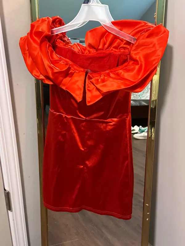 Red XS party dress - Image 3
