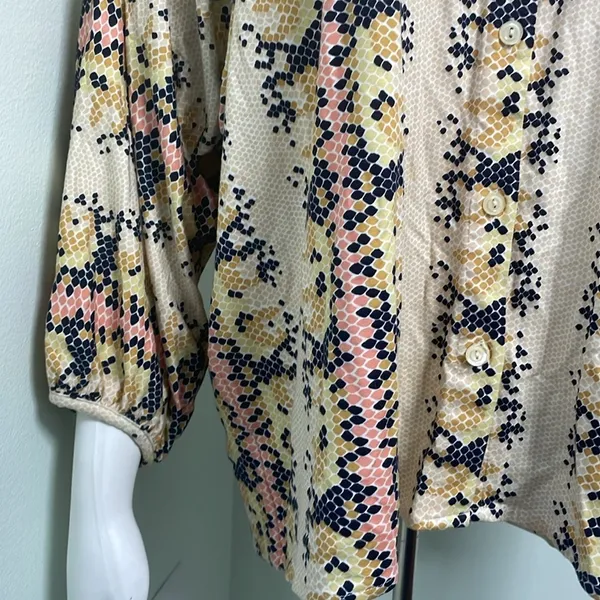 ANTHROPOLOGIE Abbe Honeycomb Buttondown Hexagonal Tops Long Sleeve Pink Size XS - Image 9