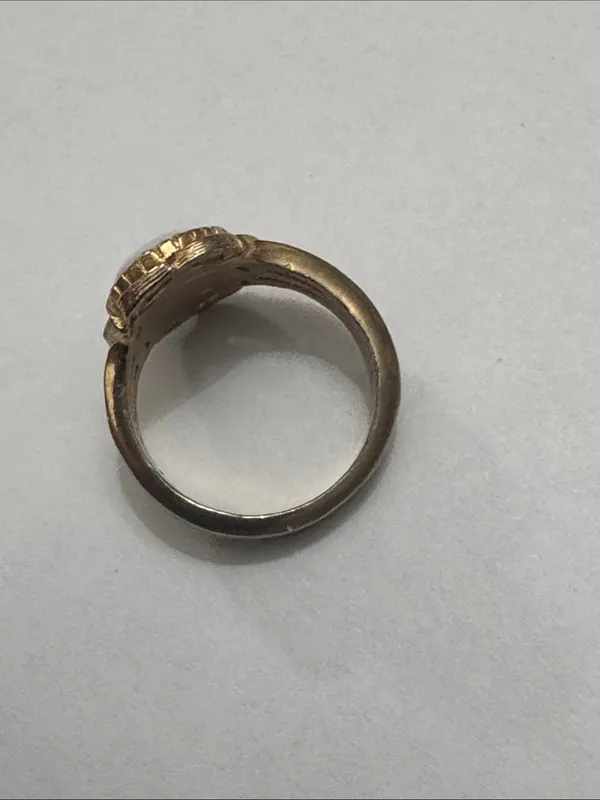 Gold-Tone Ring with White Oval Stone - Elegant Women's Jewelry - Image 6