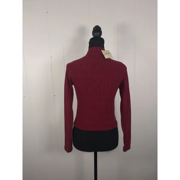 NWT Olivia Rae Top‎ – Women's M Fitted Cropped - Red Long Sleeve Ribbed - Image 2