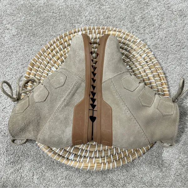 Sorel Women’s Evie Lace-Up Waterproof Suede Ankle Bootie Casual in Beige 7.5 - Image 10