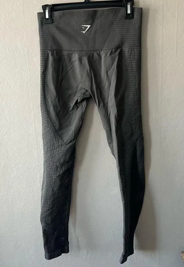 Gymshark Dark Grey Energy Seamless Leggings Size Medium - Image 5