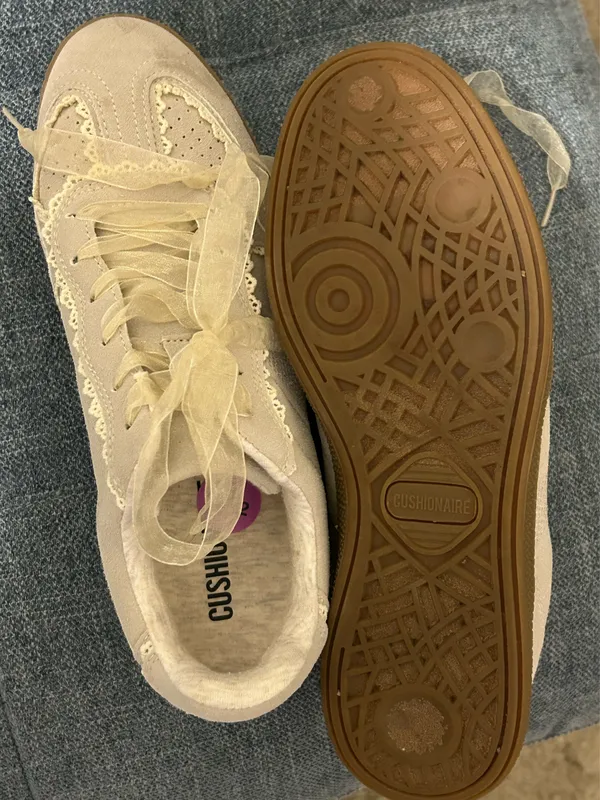8.5 women's tan shoes - Image 3