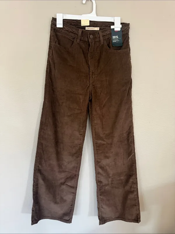 Levi’s Corduroy ribcage wide legPants - Image 2