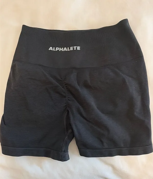 Alphalete Amplify Shorts Black - Image 2