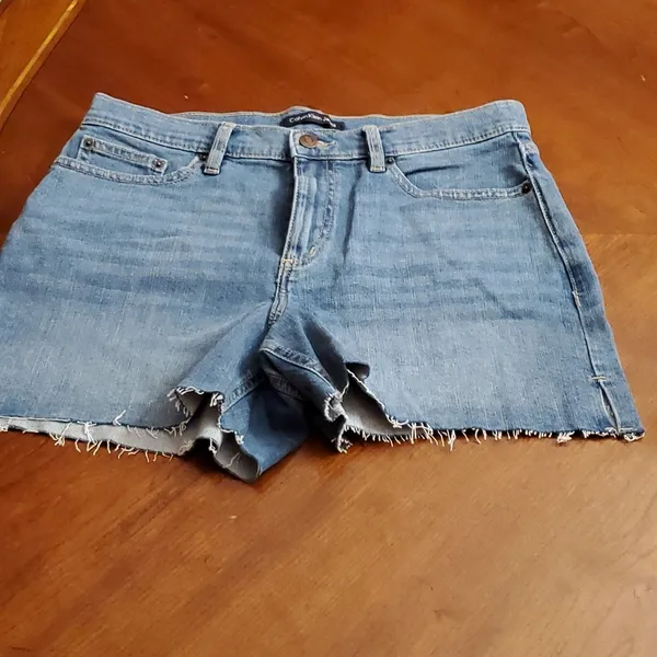 Calvin klein Distressed Jeans Size 10/30 - Image 4