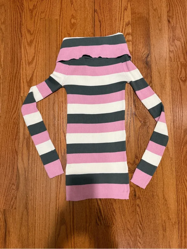 Lacoste Off the Shoulder Sweater Size XS - Image 5