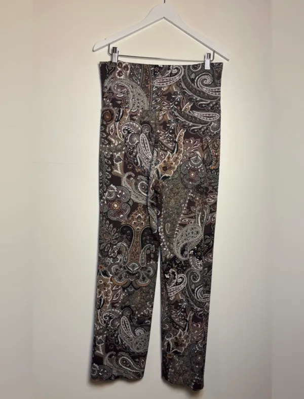 Paisley wide leg wrangler stretch pants size L - Image 4