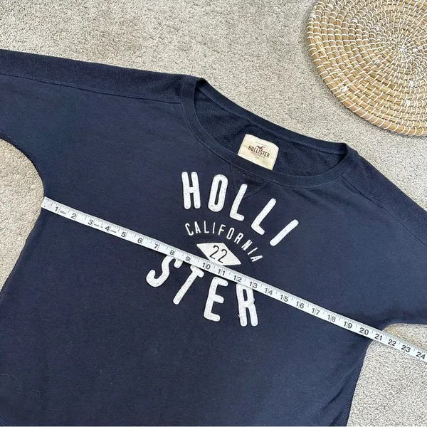 Hollister Women’s Pullover Sweatshirt 7/8 Sleeve Boat Neck in Navy S - Image 10