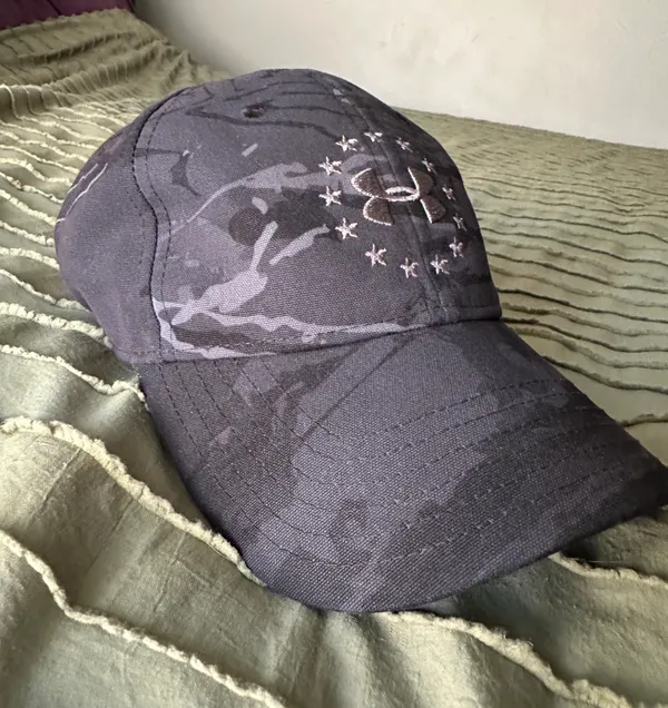 Under Armour Freedom Baseball Hat - Image 2