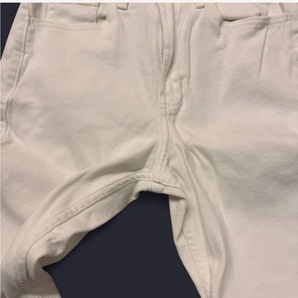 Hollister Women's Ultra High-Rise Straight Jeans White Size 3 - Image 6