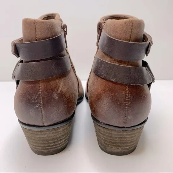 Clarks Collection’s Spye Comet Brown Nubuck‎ Ankle Boots Size 8 - Image 9