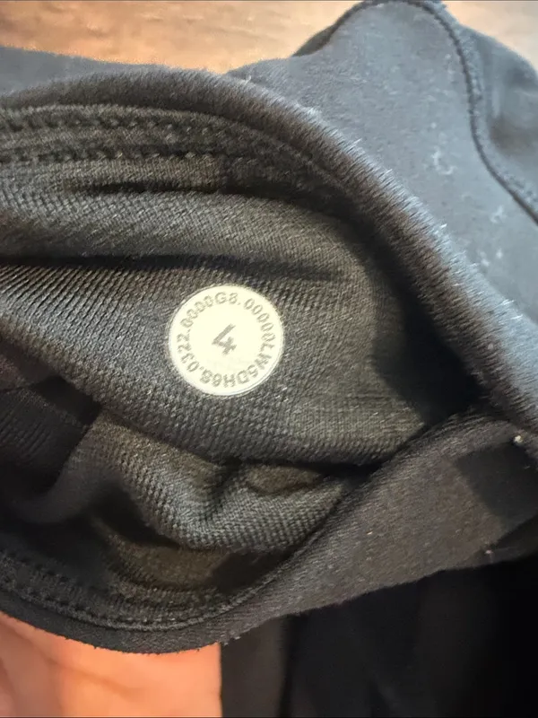 lululemon athletica Black Align Joggers Size 4 - Image 4