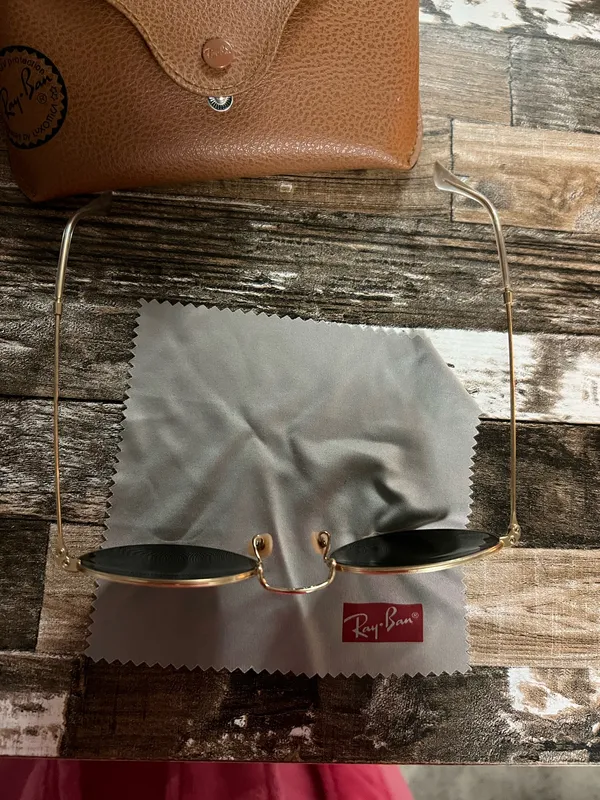 Ray-Ban Sunglasses Round Metal Gold - Image 3