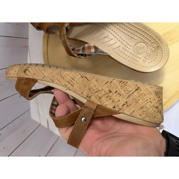 Crocs Womens 9 Brown A Leigh Strappy Cork Wedge Slip On Sandals - Image 8