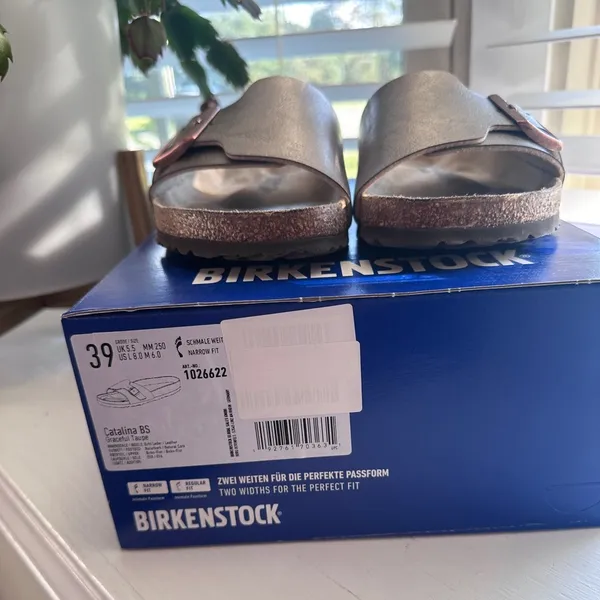 Birkenstock Catalina Sandal Gold - Image 3