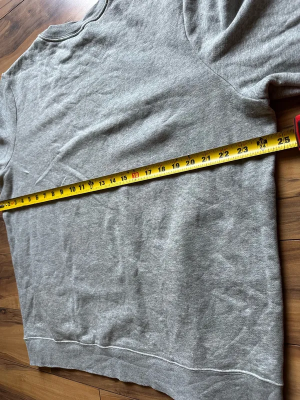 Nike Gray woman’s Crewneck - Image 6