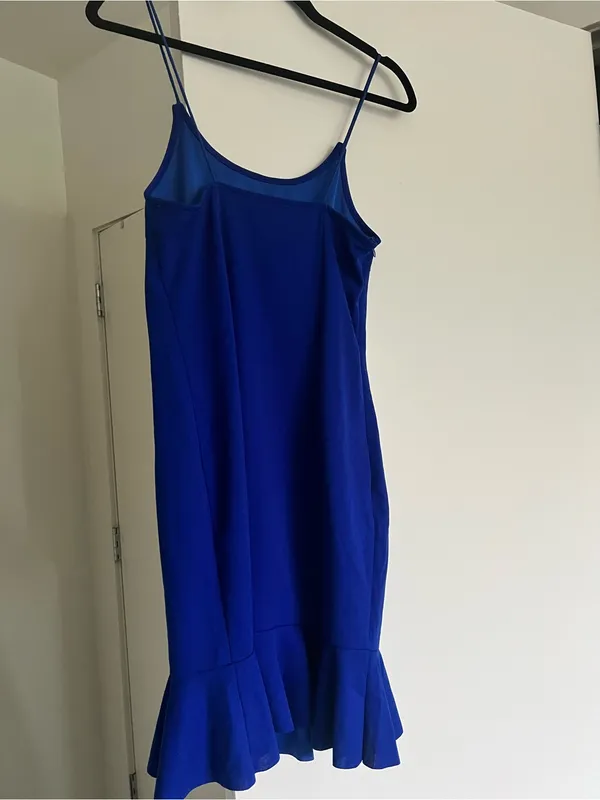 Elegant Royal Blue Slip Dress with Fluted Hem - Image 4