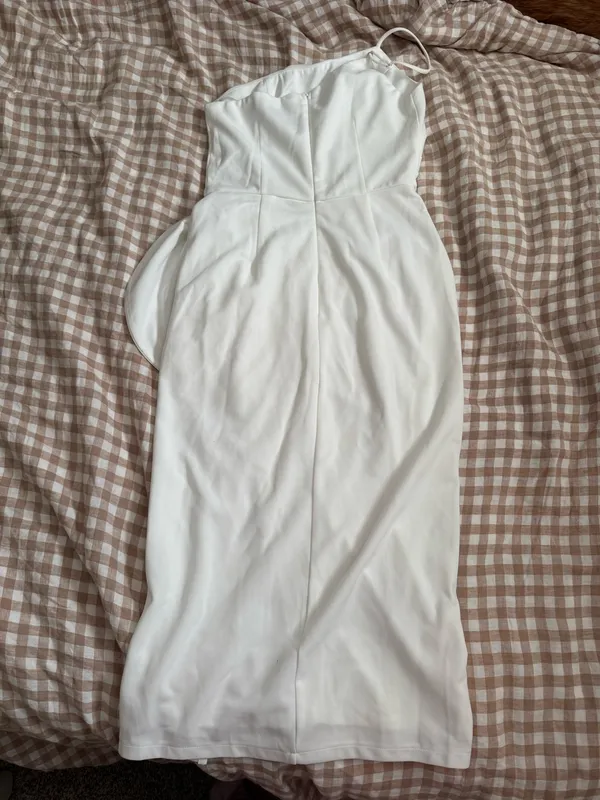 One-Shoulder White Lulus Dress - Image 2