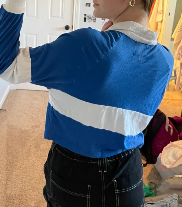Cropped Long Sleeve - Image 2