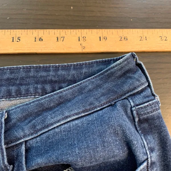 Old Navy High Rise WOW Wide‎ Leg Jeans Dark Wash Size 20 Minimal Casual Everyday - Image 8