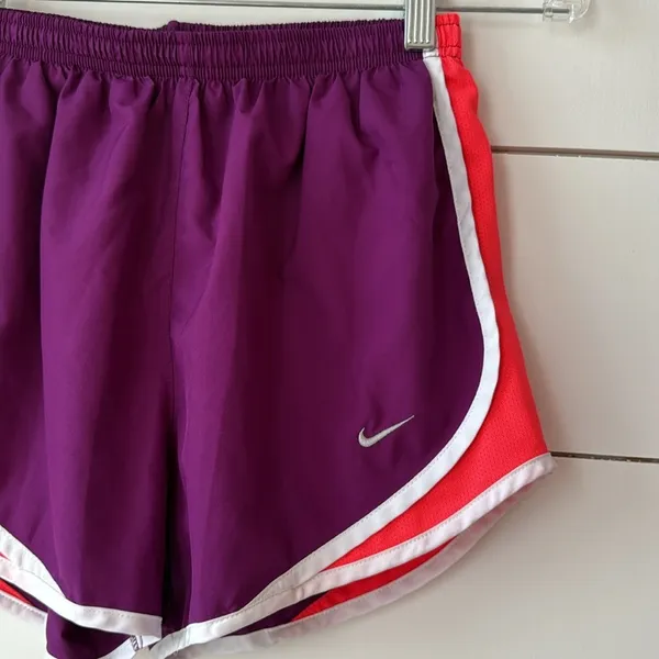 Nike Women's Purple and Pink Running Shorts Sz S - Image 2