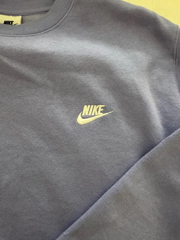 Nike Crewneck Sweatshirt - Image 2