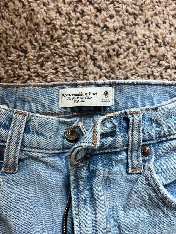 Abercrombie Jeans - Image 2