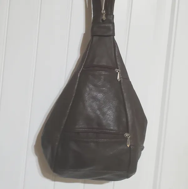 Source Unknown Leather Backpack Made in Mexico - Image 2