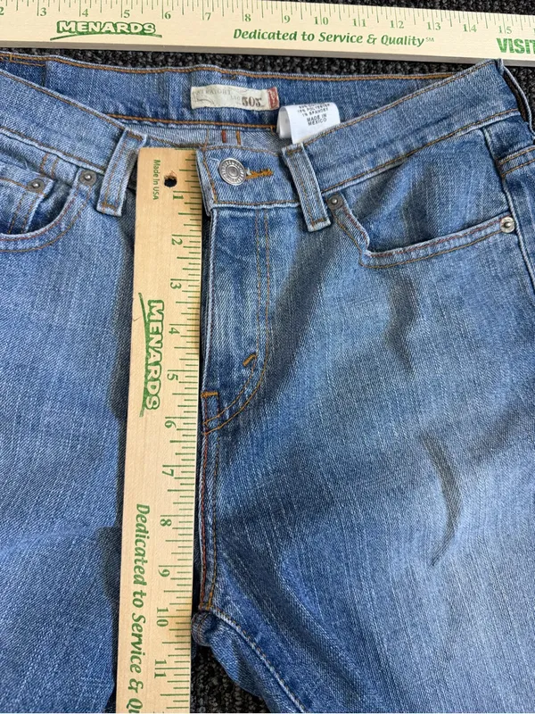 Vintage Women's Levi's 505 Straight Leg Jeans Size 8 Long - Image 2