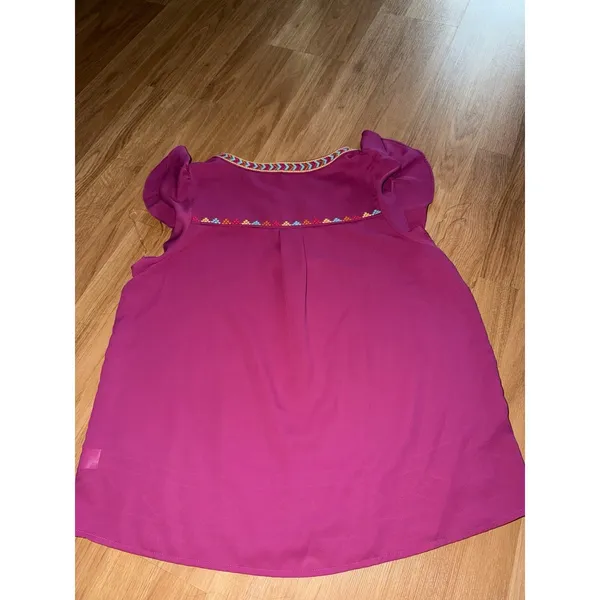 Women's Short Sleeve Top Size Large - Image 4