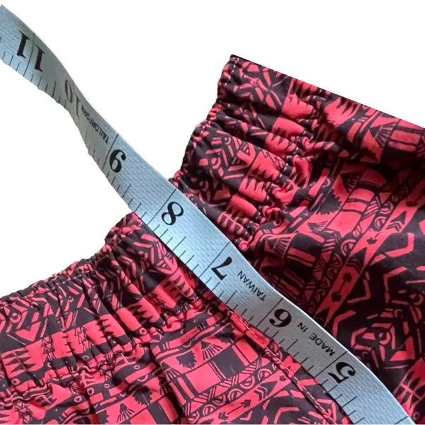 Patagonia Barely Baggies Women’s Small Pink Red Tribal Aztec Hiking Climbing A3 - Image 5